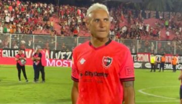 Keylor Navas tuvo su estreno en Newell's con gran actuación ante Aldosivi