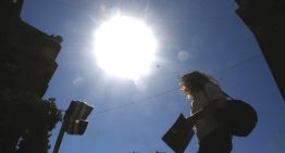 Radiación solar, deshidratación y altas temperaturas: ¿Cómo enfrentar las olas de calor en el verano?