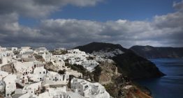 Grecia declaró emergencia en una tercera isla: Van casi 13 mil temblores