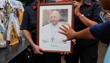 El papa Francisco se somete a nuevas pruebas médicas