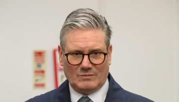 Starmer se suma a la política migratoria de Trump