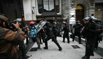 Graves incidentes en Argentina en una protesta de jubilados contra el Gobierno