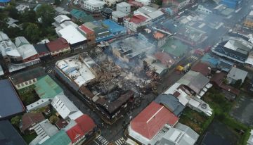 Gobierno anuncia ayudas para locatarios afectados por devastador incendio en Ancud