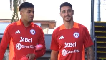 [VIDEO] Encabezados por Vidal y Zampedri: Primeros jugadores de La Roja llegaron a «Pinto Durán»