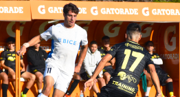 Axel Cerda y Diego Corral guiaron goleada de la UC en su amistoso ante Lautaro de Buin