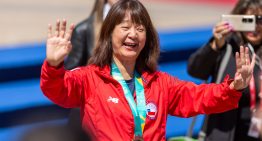 La tenimesista Tania Zeng fue homenajeada en la previa del partido entre Iquique y Unión Española