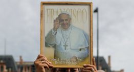 «Un buen paso»: El papa durmió sin máscara de oxígeno