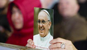 Luego de 37 días hospitalizado, el papa Francisco recibe el alta este domingo