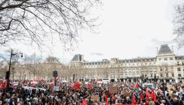 París: Masiva marcha contra el racismo terminó en altercados con la policía