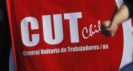 CUT propone sueldo mínimo de un millón en 2029 y CPC pide «realismo»