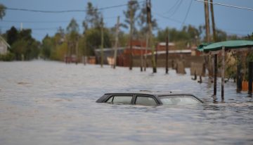 Inundaciones en Buenos Aires dejan más de 4.000 evacuados y el Gobierno despliega las Fuerzas Armadas