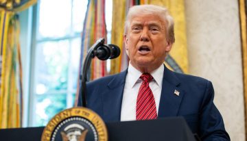 Trump llama «tonto» al presidente de la Fed tras la decisión de mantener los tipos de interés