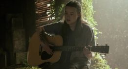 Bella Ramsey defendió a las categorías de género en los Emmy