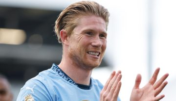 Presidente de Napoli desató la euforia con De Bruyne: Creo que compró casa en la ciudad