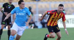 Napoli venció a Lecce y se mantuvo como único líder de la Serie A