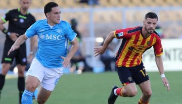Napoli venció a Lecce y se mantuvo como único líder de la Serie A