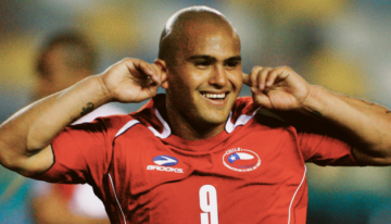 Los goles del cumpleañero Humberto Suazo por La Roja