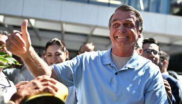 Bolsonaro encabezó protesta tres días después de salir del hospital