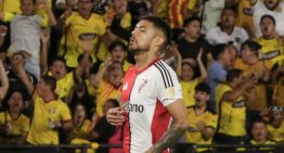Paulo Díaz volvió a las canchas en exigido triunfo de River Plate sobre Barcelona en la Libertadores