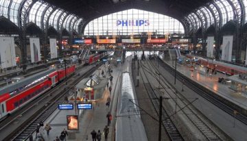 Mujer apuñaló a 17 personas en estación de trenes de Hamburgo