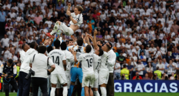 Real Madrid homenajeó a Modric y Ancelotti en su adiós al «Bernabéu»