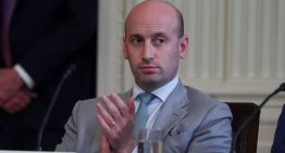 Stephen Miller, mano derecha de Trump: «El golpe de estado judicial está fuera de control»