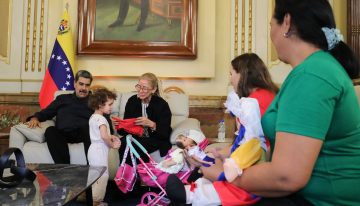 Regresa a Venezuela una niña de dos años que fue separada de su madre tras ser deportada desde EE.UU.