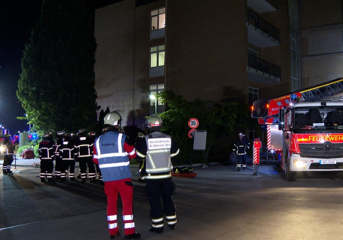 Exterior del hospital Marien Krankenhaus druante el incendio