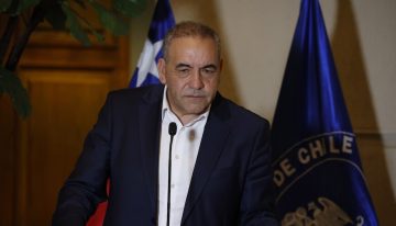 Senador Espinoza ingresó al país con ropa deportiva falsificada: Adidas y Puma se querellaron