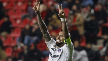 Arturo Vidal lideró la victoria de Colo Colo en su visita a Unión La Calera