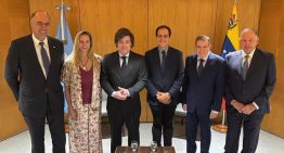 Milei se reúne con Edmundo González en Madrid en un encuentro marcado por el atentado contra Miguel Uribe