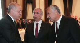 Detenidos tres alcaldes opositores en Turquía