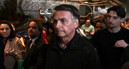 Juez advierte a Bolsonaro sobre el riesgo de prisión por «incumplir» la orden de no salir en redes