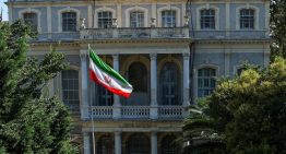 Irán se reúne con Alemania, Reino Unido y Francia ante las amenazas de reactivar las sanciones de la ONU