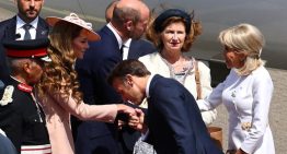 Macron es recibido con honores por el Rey Carlos III en Windsor en el arranque de su visita de Estado al Reino Unido