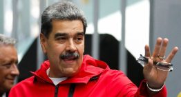 Maduro se atornilla aún más al poder con farsas electorales y acuerdos con Estados Unidos