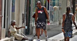 Cuba, la isla sin mendigos sumida en la pobreza