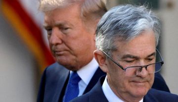 Trump juega con la posibilidad de un movimiento sin precedentes: despedir al presidente de la Fed