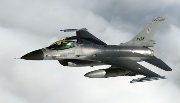 Muere un piloto al estrellarse su F-16 durante los ensayos de un espectáculo aéreo en Polonia