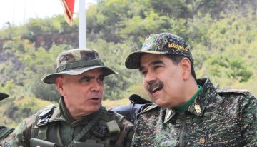 Maduro convoca un segundo alistamiento mientras despliega tropas para enfrentar la flota naval de EEUU