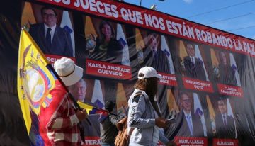 Noboa marcha contra la Corte Constitucional por bloquear sus leyes