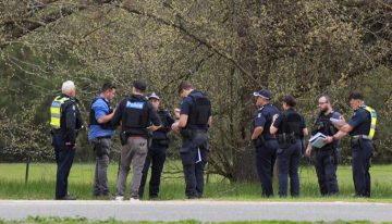 La Policía australiana busca a un hombre por matar a dos agentes durante el registro de su propiedad