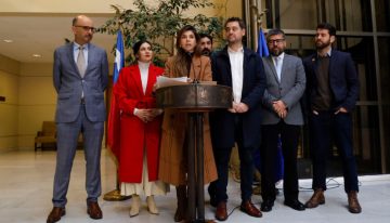 Diputados oficialistas torpedean la paz entre Matthei y Kast