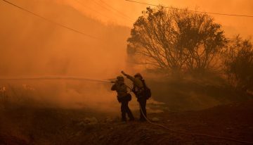 Dos grandes incendios forestales azotan California con más de 44 hectáreas afectadas