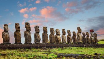 Estudio alerta que moais podrían desaparecer por aumento del mar en Rapa Nui