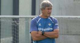 Pellegrini se llenó de críticas tras el debut de Betis en la Liga de España