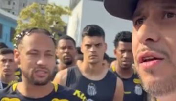 Neymar dio explicaciones a barras bravas de Santos durante invasión al club