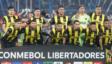 Peñarol de Cortés quedó eliminado de la Copa Libertadores tras sufrir derrota ante Racing de Arias