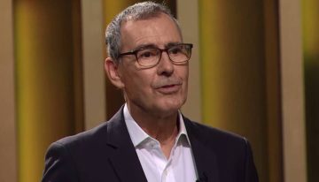 Cristián Campos se lanza contra ChileActores: «Me patearon en el suelo»