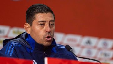 Nicolás Córdova citó a jugador de la UC para los partidos con Brasil y Uruguay